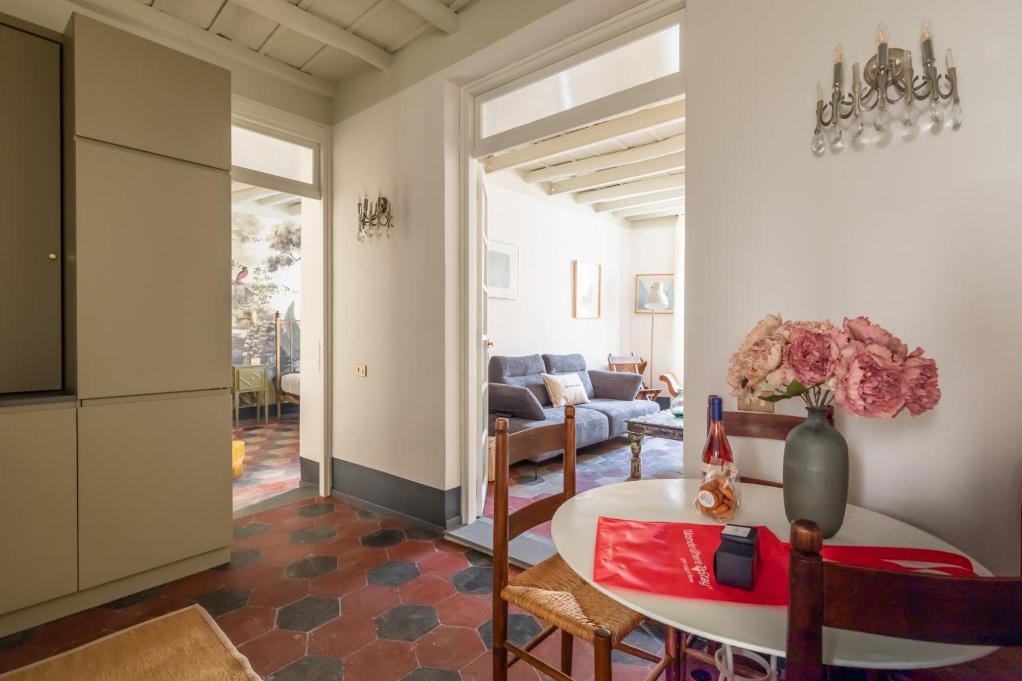 Appartement Charming Design In Monti *