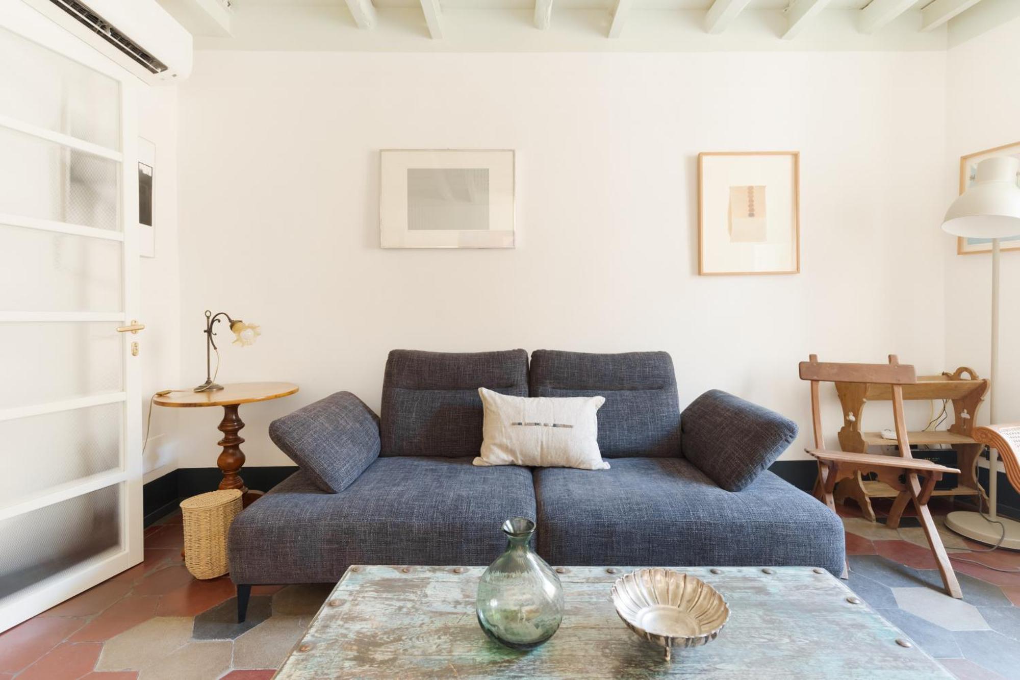 Charming Design In Monti Appartement *